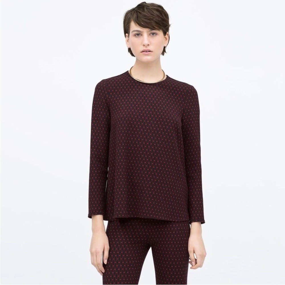 Zara Jacquard Geometric Printed Top Large